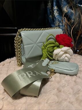 nwt Quilted Leather Shoulder Bag